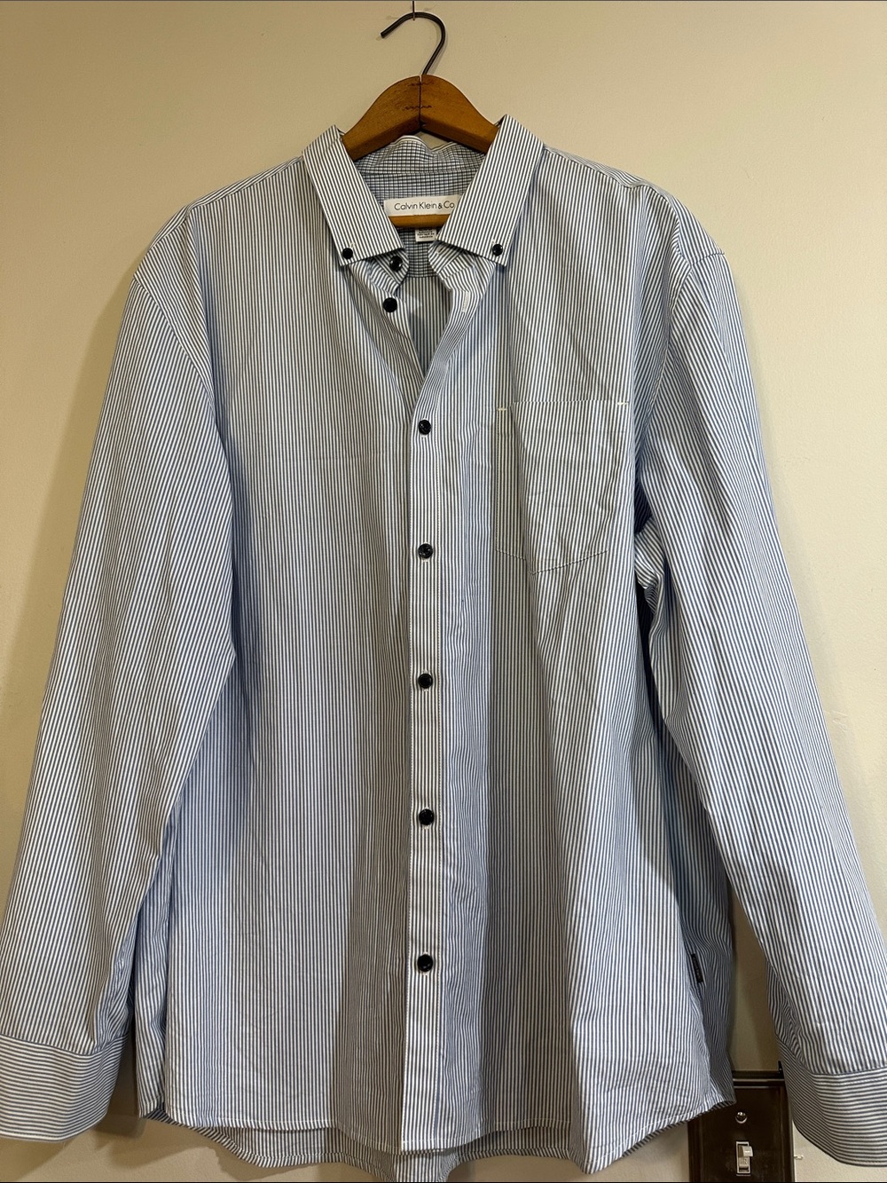 Calvin Klein Blue Stripe Men's Dress Shirt button down 100% cotton